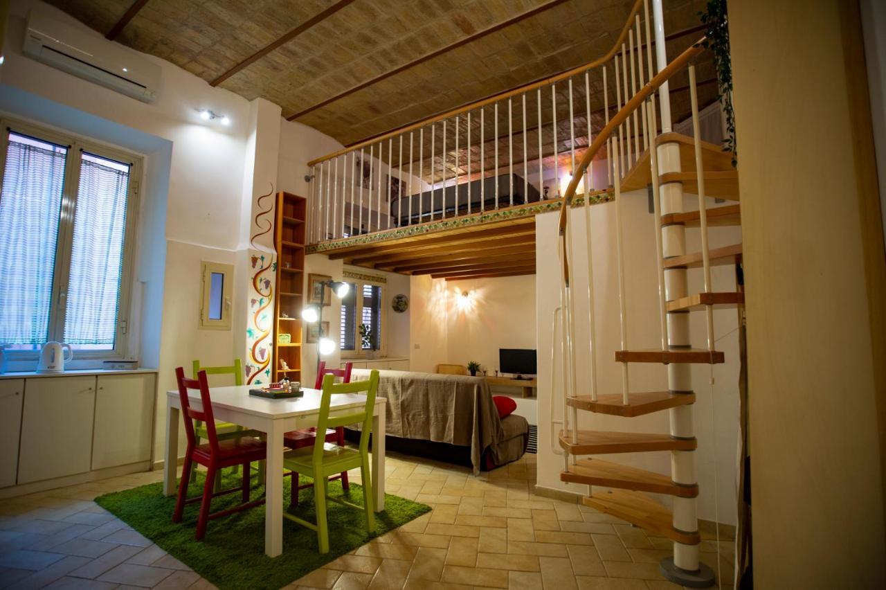 [Colosseo-Termini 5 ✶✶✶✶] Elegante Appartamento Appartamento Roma